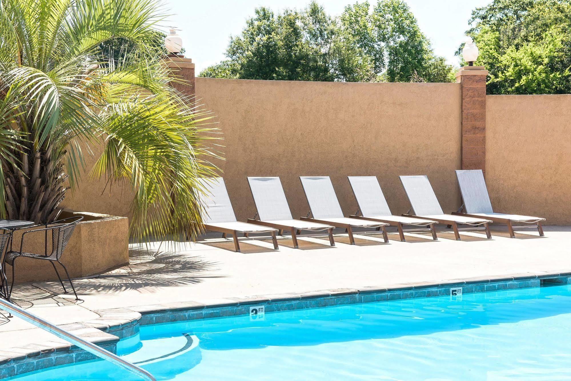 Americas Best Value Inn&Suites-Griffin Exterior foto